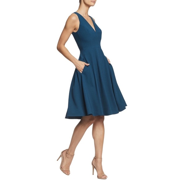 NWT Dress the Population Catalina V Neckline Fit and Flare Midi Dress Sz. XL - Picture 3 of 4